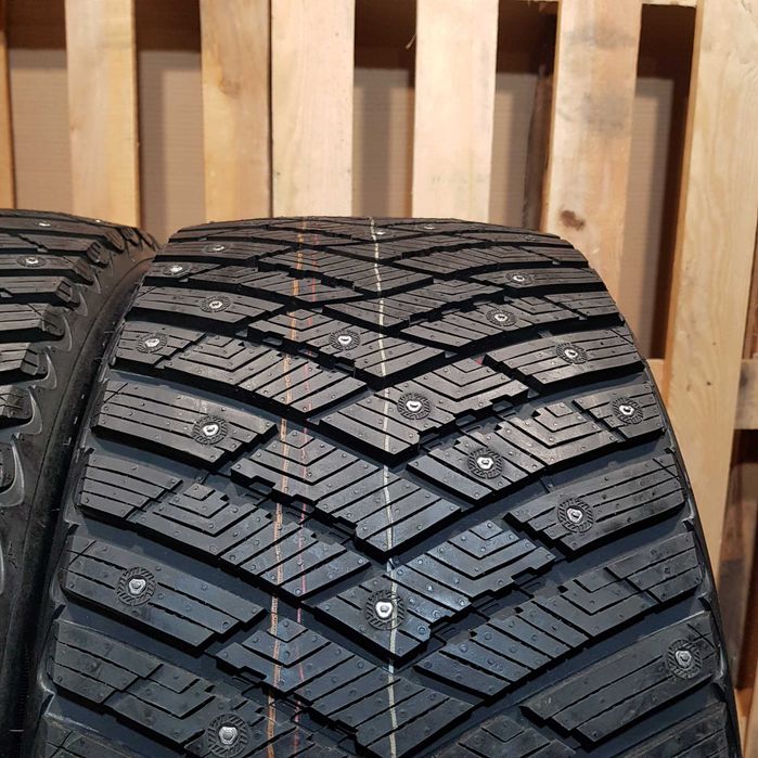 GoodYear UltraGrip IceArctic 275/40/20  9.5мм Шини Зимові 4шт з Європи