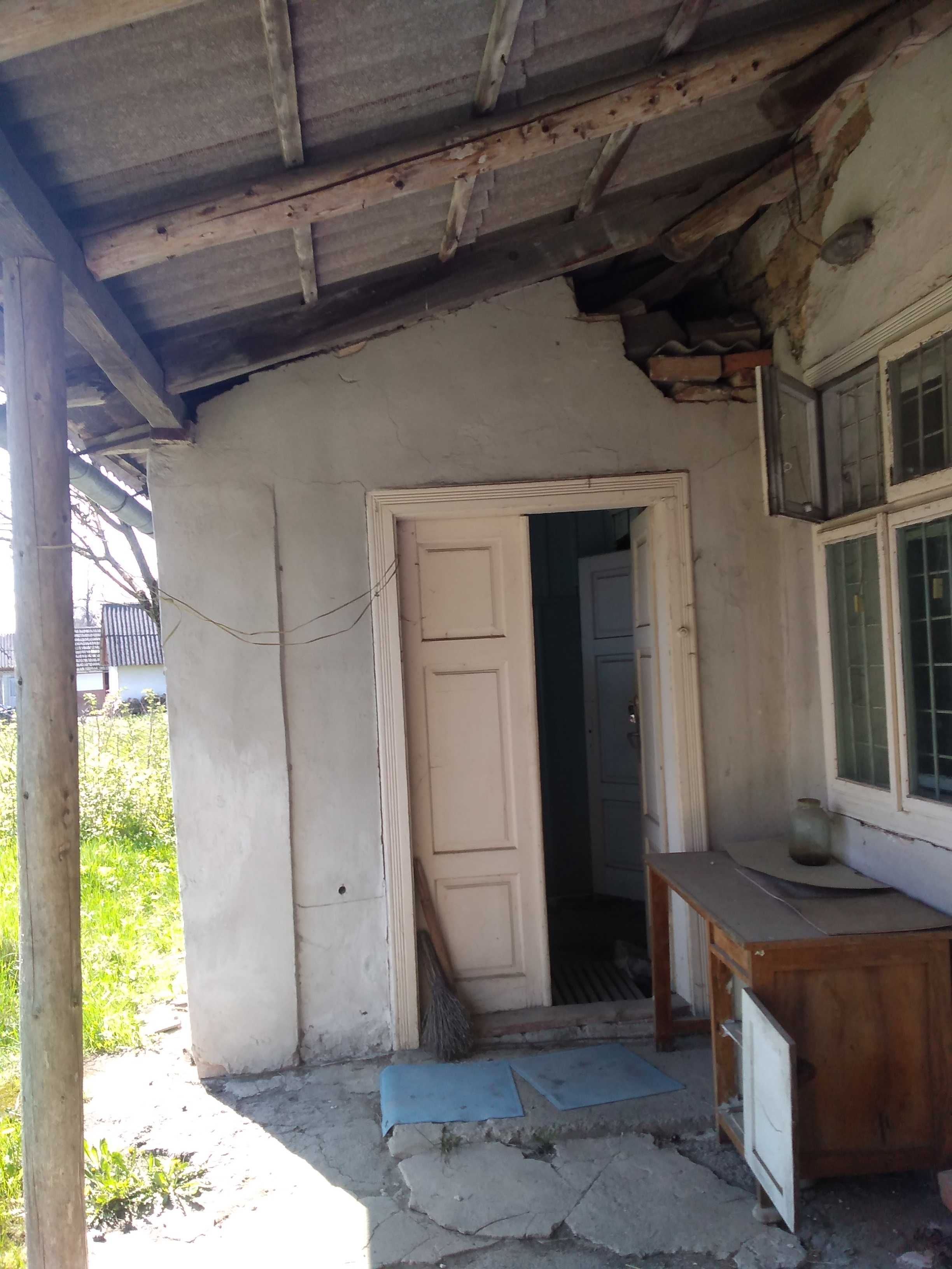 Продаж половини хати з городом, Дрогобицький район  Меденичі