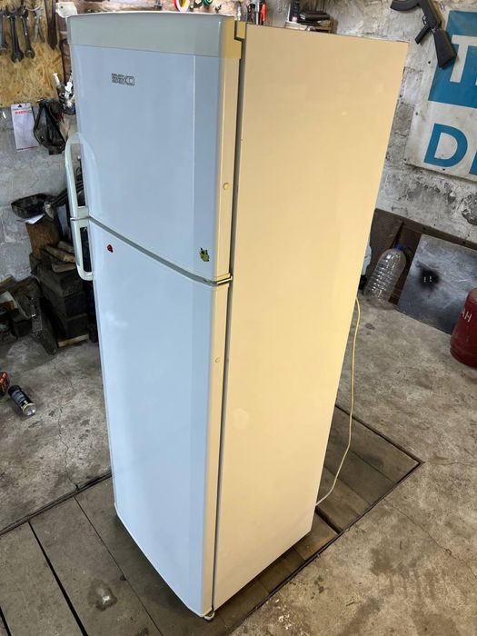 Холодильник BEKO