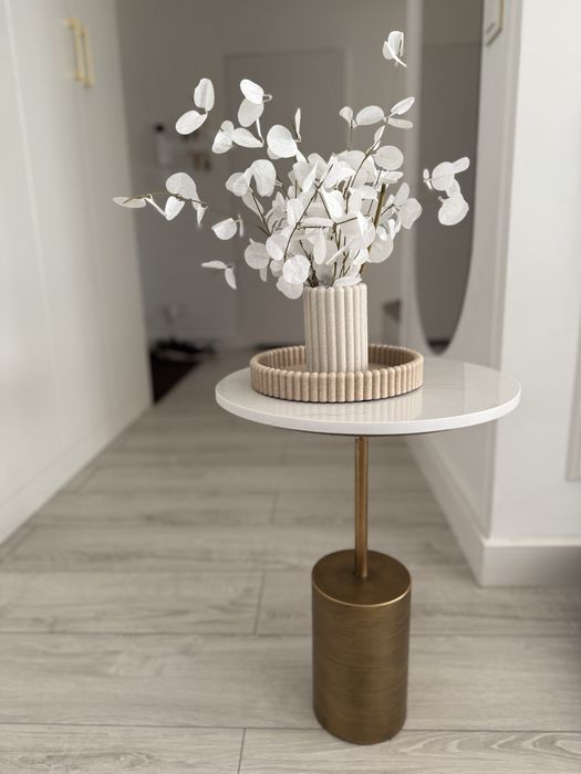 Stolik pomocniczy kawowy marmurowy