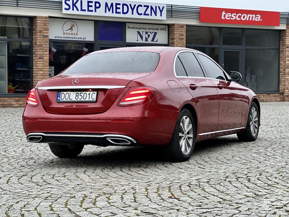 Mercedes-Benz Klasa E 4MATIC W213