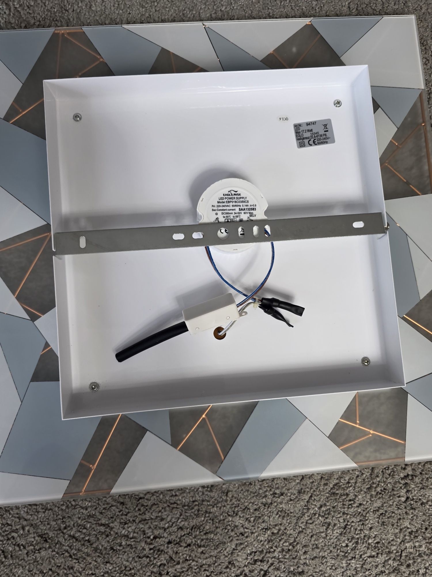 Lampa sufitowa LED