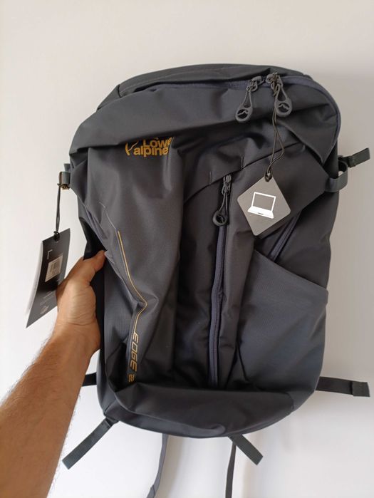 Mochila nova com etiqueta (Lowe Alpine - Edge 22)
