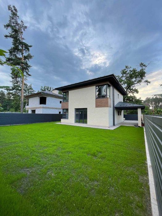 Продам будинок з центральною каналізацією, газом в Лісовій Бучі.