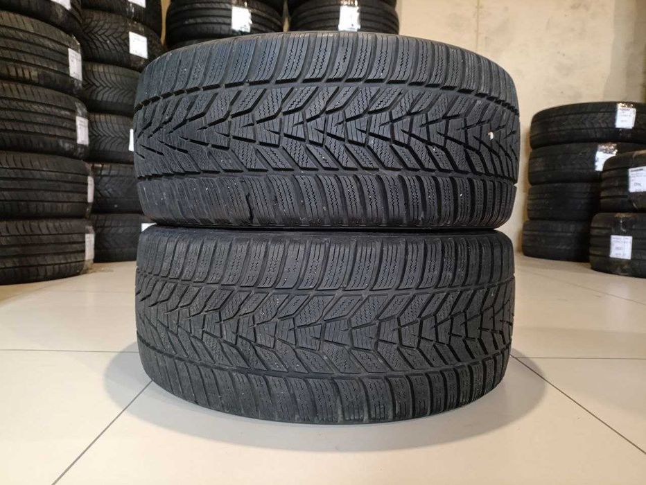 Пара шин б/у 225/35R19 88W Hankook Winter i*cept evo3
