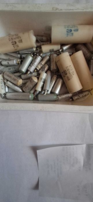 Радіодеталі , конденсатори