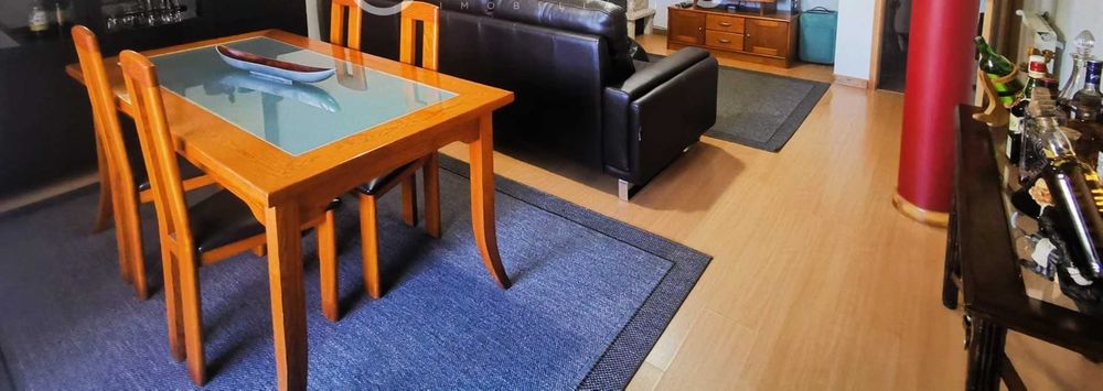Mesa de Sala de Estar