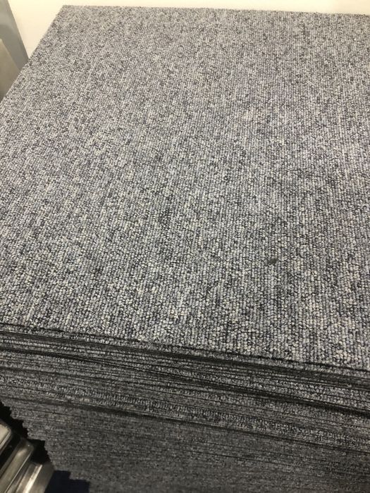 Wykladzina dywanowa kostki 50x50