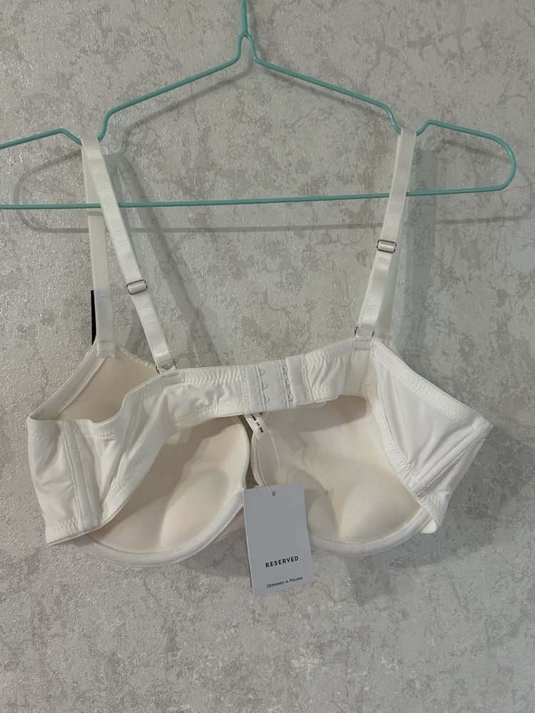 Продам бюстгальтер  reserved 80В