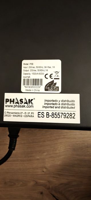 UPS Phasak 1500VA 900W