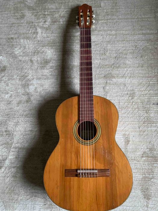 Guitarra clássica J Camurat ano 1971