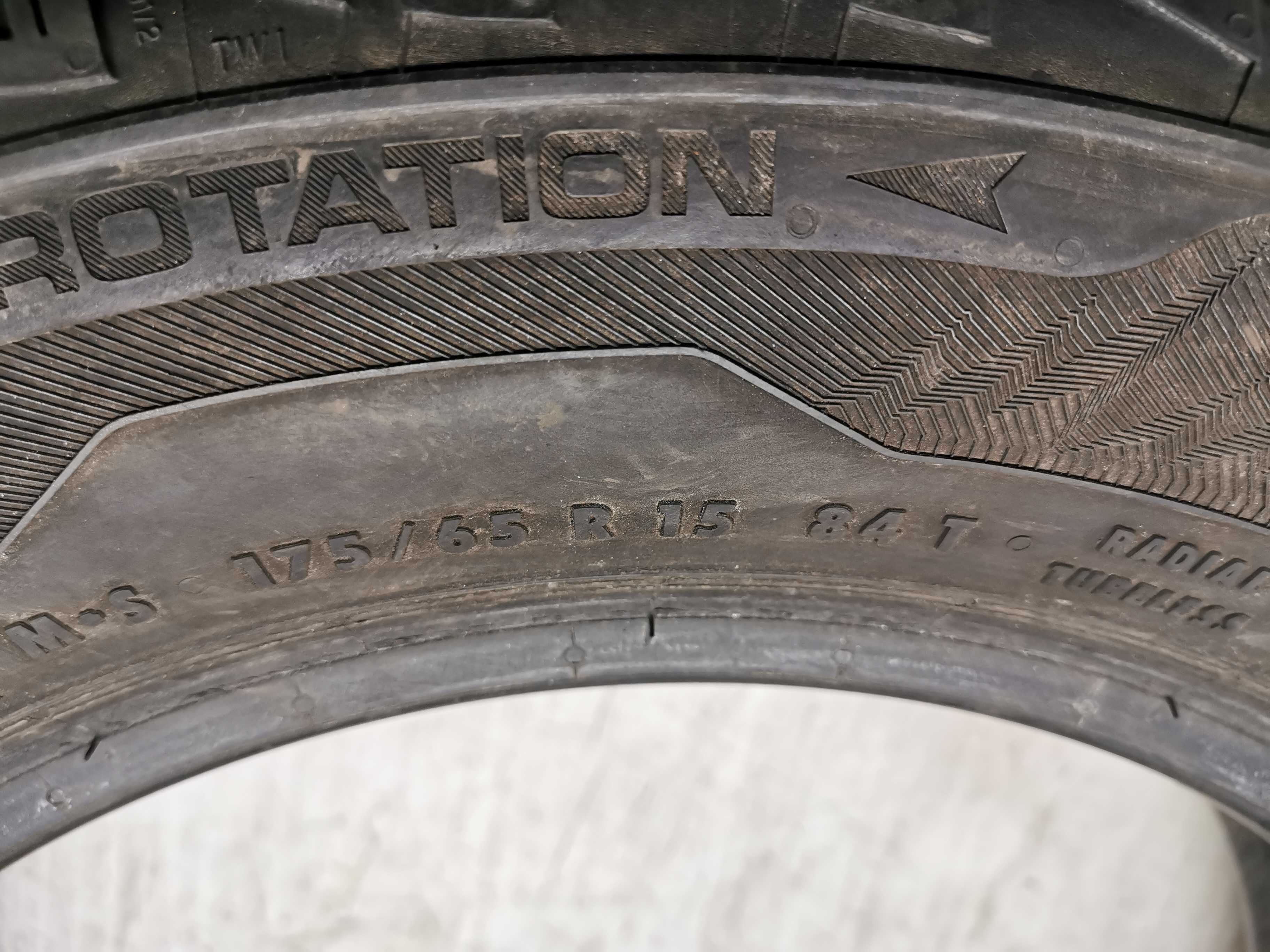 1x Uniroyal MS Plus 77 175/65r15 84T 8mm N1569