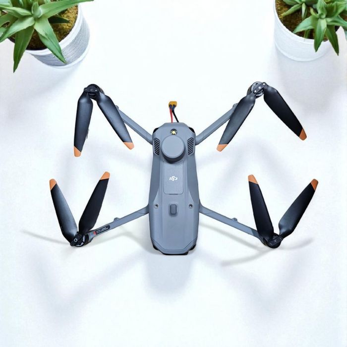 Квадрокоптер DJI Matrice 4T (чистый аккаунт)