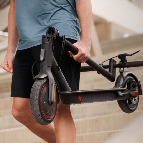 Trotinete Elétrica XIAOMI MI Pro 2 (300W - Autonomia: 45Km - Preto)