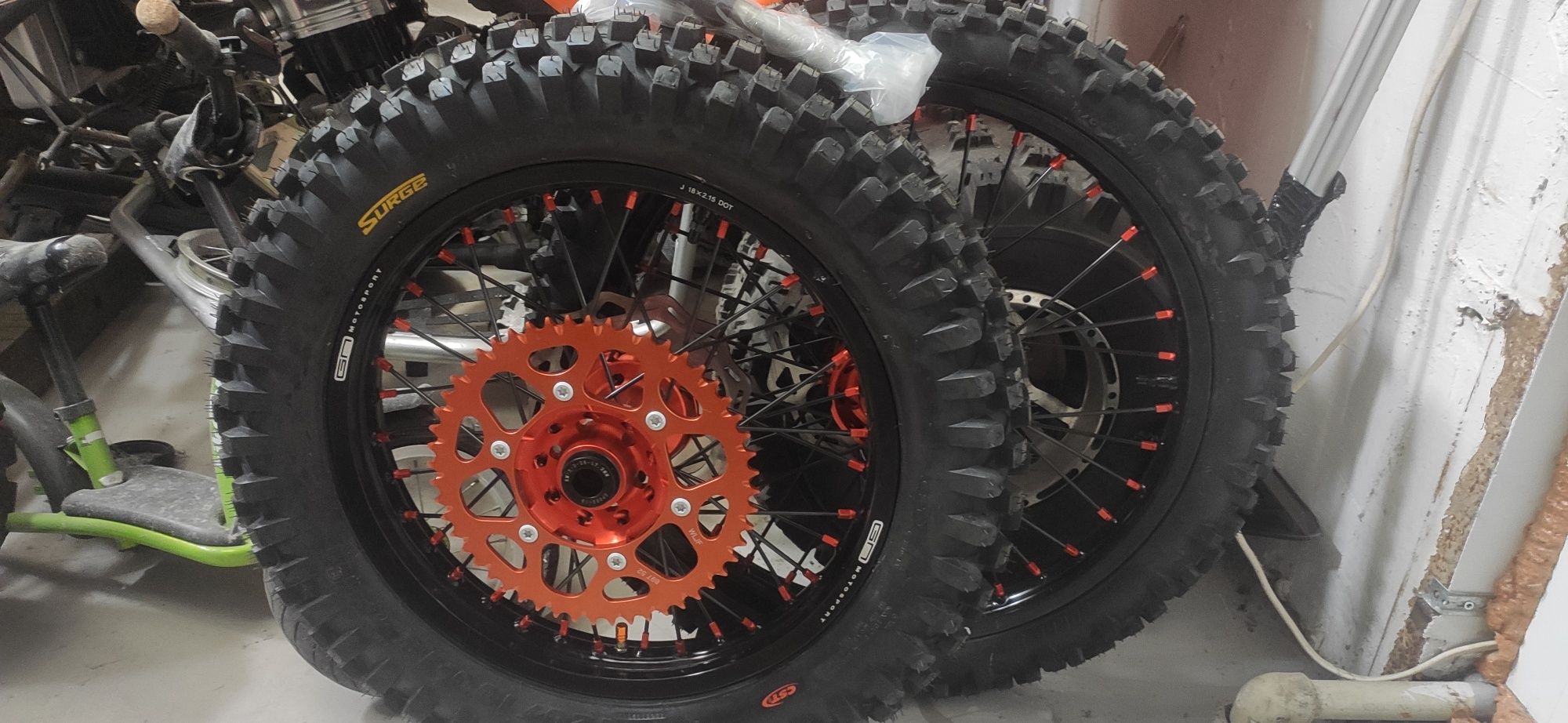 Комплект колес на Geon GNX, KTM