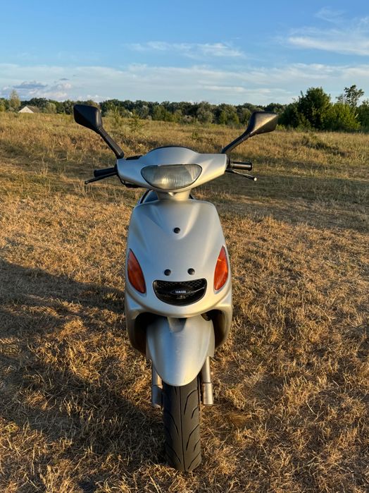 Yamaha Grand Axis 100