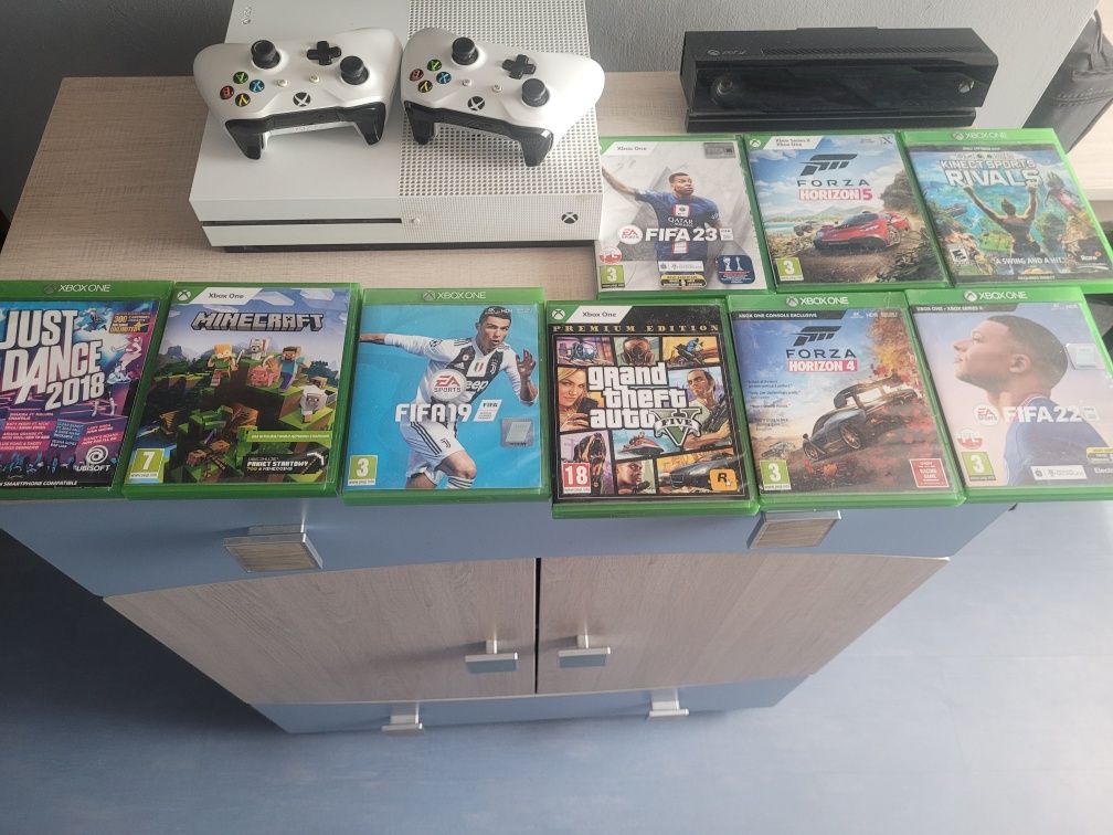 X box one s +2 pady+kinect +7 gier i 2 do kinect