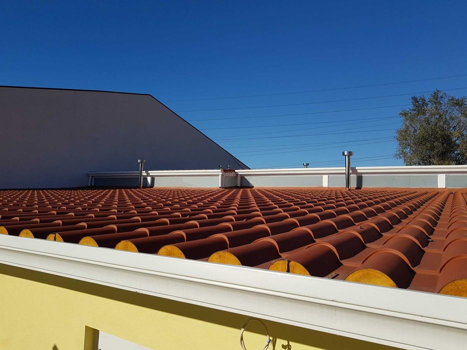 Caixilharias e Serralharia em Alumínio,Inox e Ferro- Orçamentos Grátis