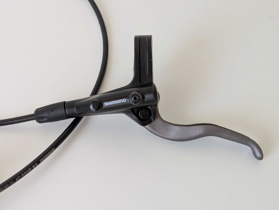 Kit Travões Shimano MT400 Frente e Trás com Discos 203 (e Adaptadores)