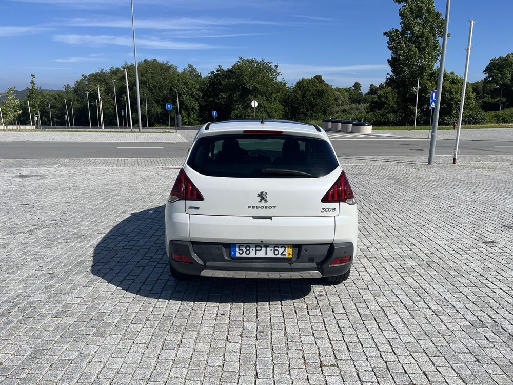 Peugeot 3008 1.6 BlueHDi Style