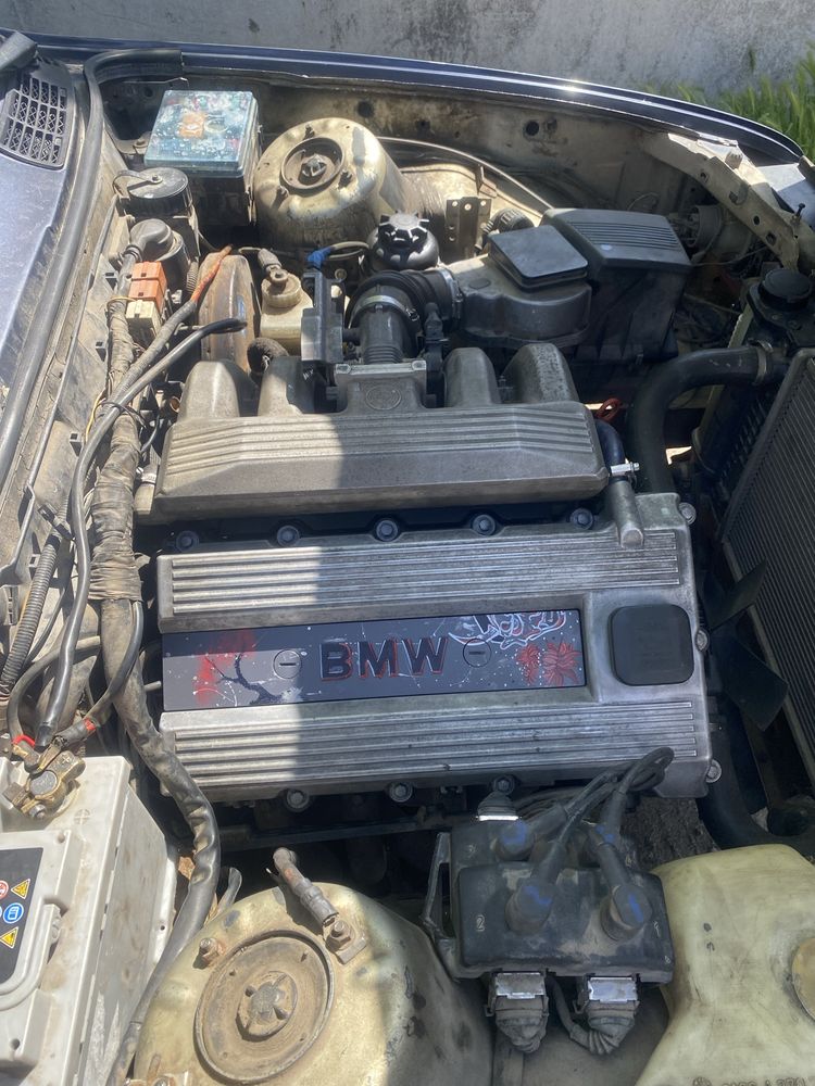 Продам BMW е30  m42b18