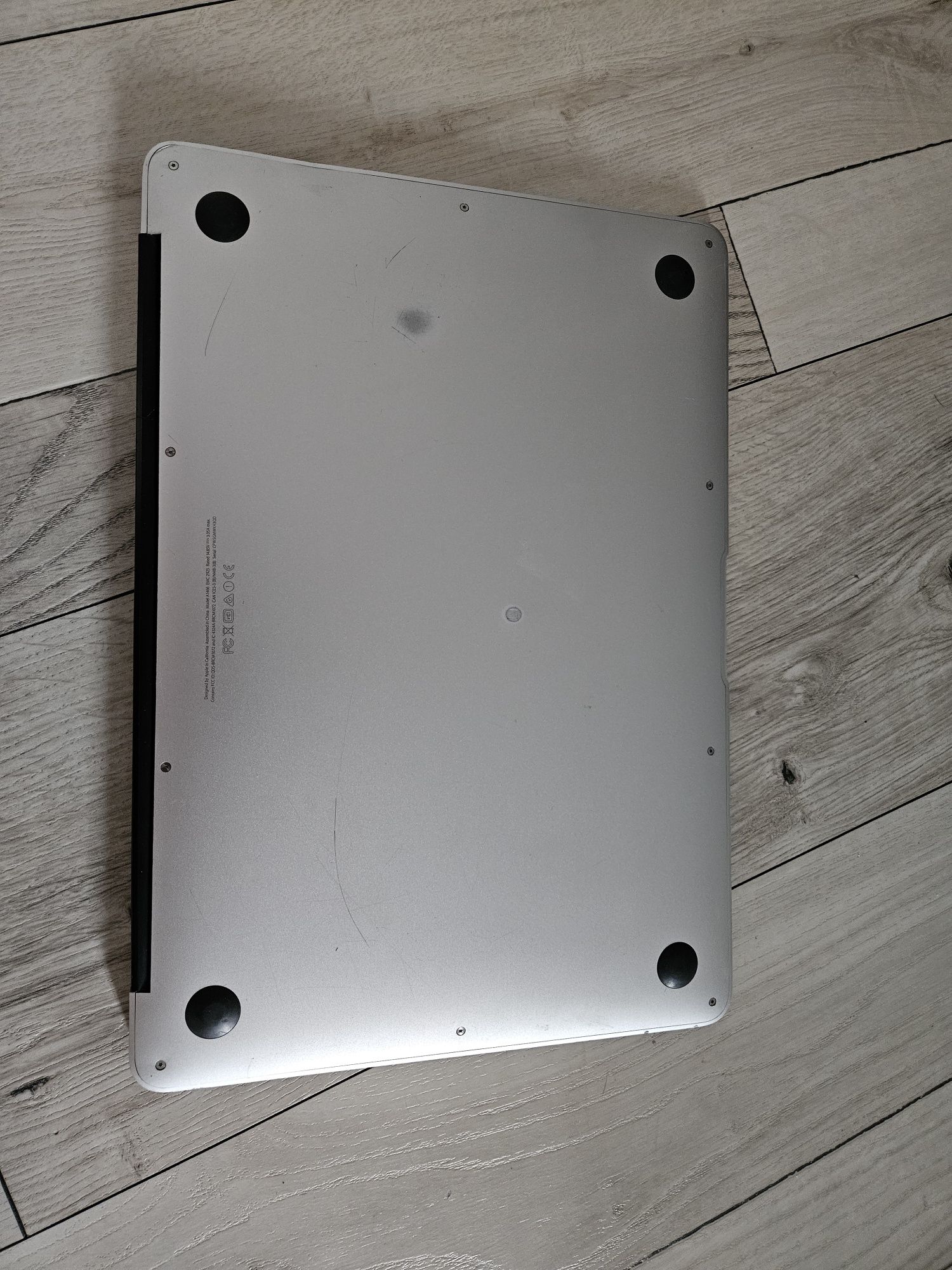 Apple Macbook core i5