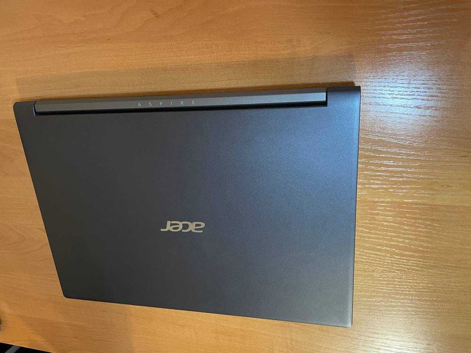 Ноутбук Acer Aspire 7