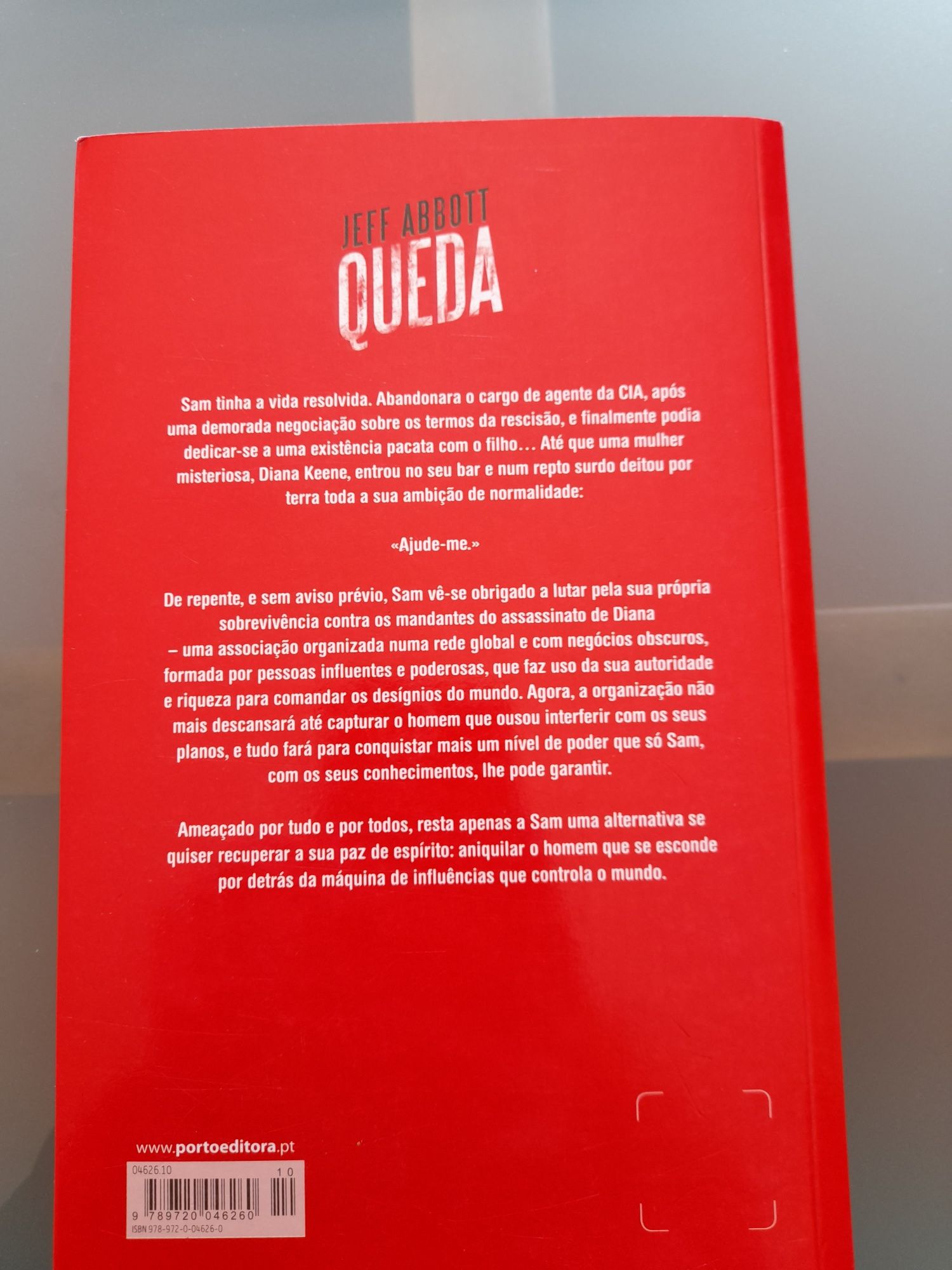 Livro - "Queda" de Jeff Abbott