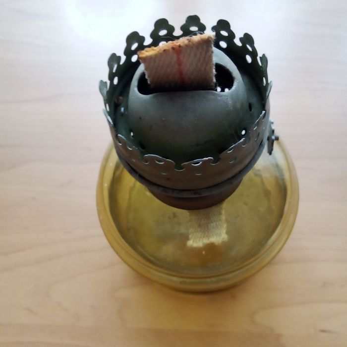 Лампа керосиновая