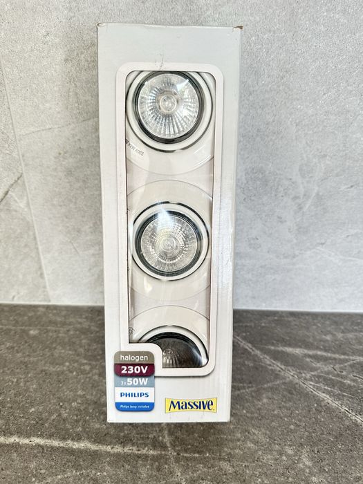 Oprawy sufitowe/ halogeny 230v. 3x50W NOWE