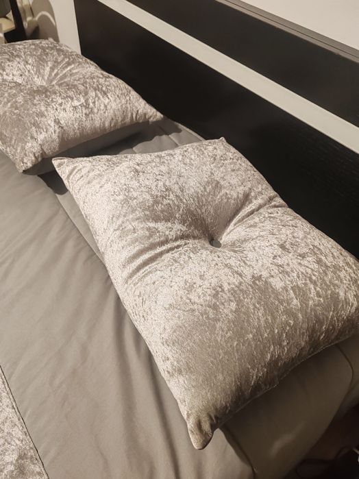 Colcha/Edredão decorativo e 2 almofadas