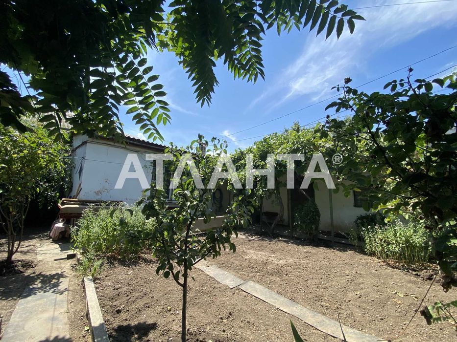 Продам 3х к. кварт. на земле Слободка, 1/1 эт,свой двор, гараж