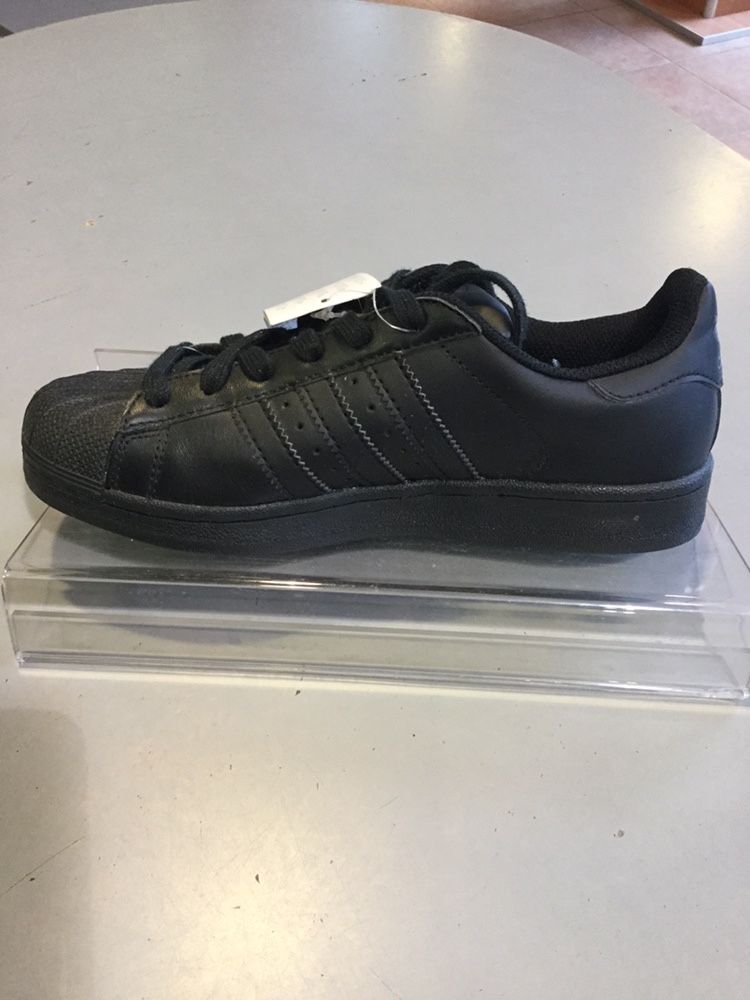 Obuwie uniseks Adidas SUPERSTAR rozmiar 36