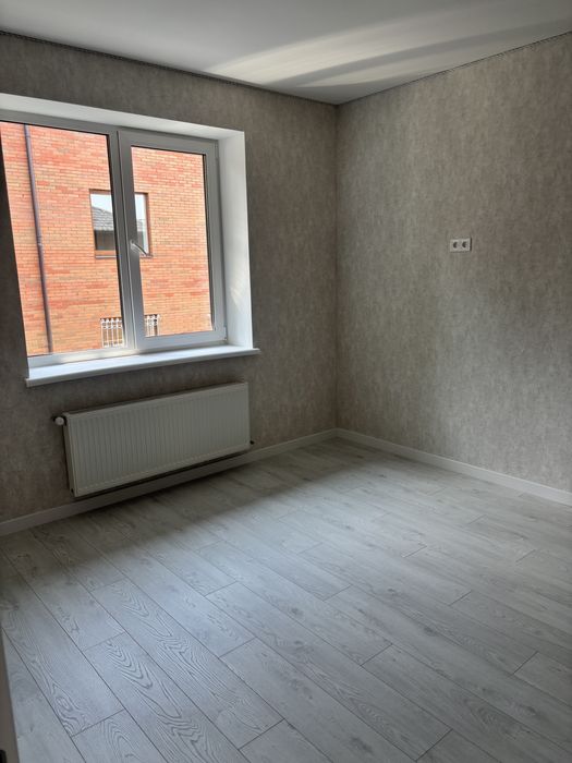 Сучасний квадродуплекс з ремонтом та централізованими комунікаціями