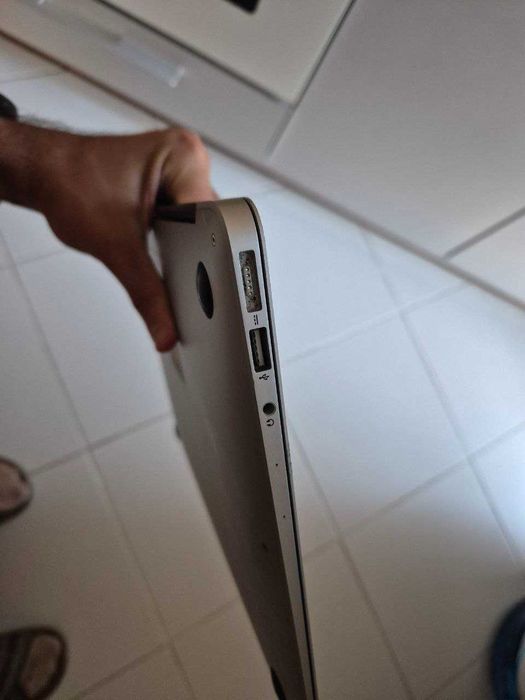 MacBook Air 13 2013 A1466 (+Сумка і зарядне)