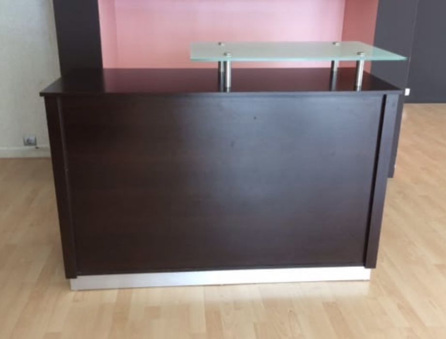 Rececão servicos variados