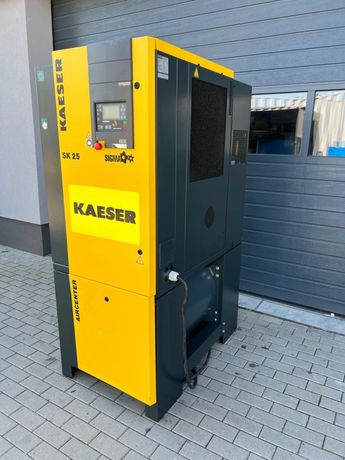Kompresor śrubowy Kaeser SK 25 15 KW 11bar 2110L/min