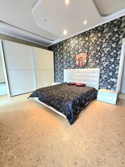 Пропонуємо в оренду сучасну квартиру по Михайлівська вул., 24б