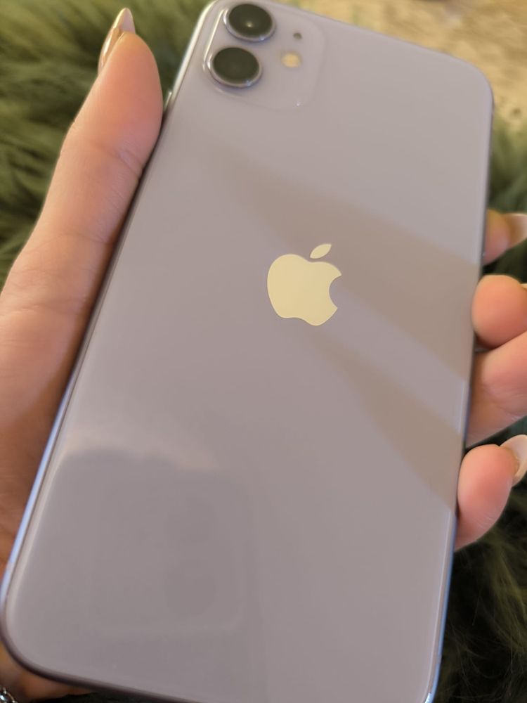 iPhone 11 128gb lilás