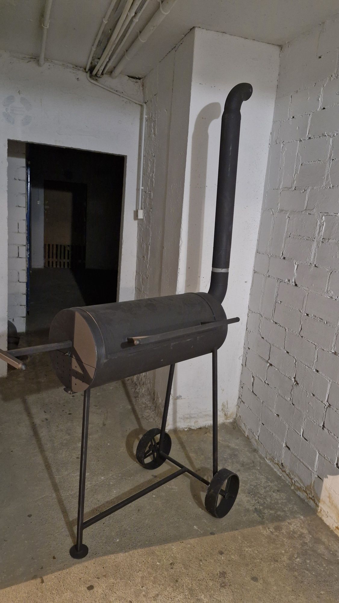 Grill ogrodowy samoróbka konkretny porządny gruba blacha ciężki