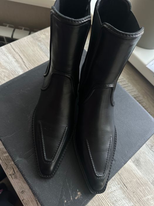 Жіночі козаки Massimo Dutti