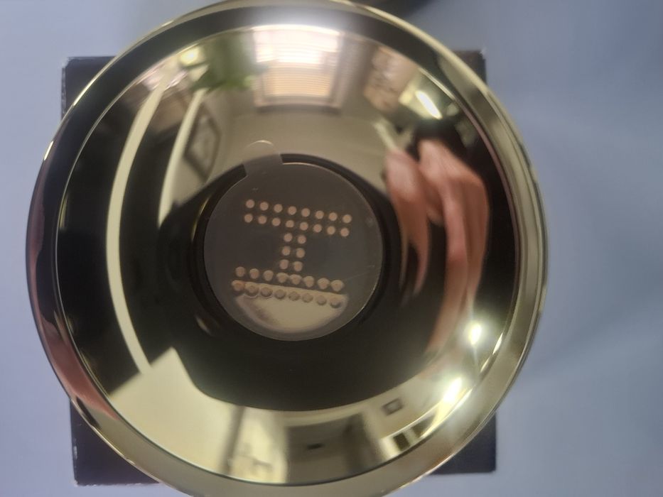 Puder Hourglass translucent