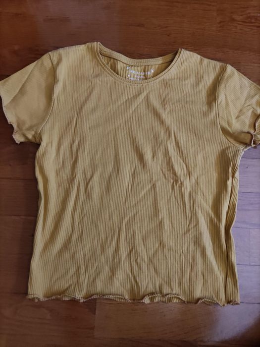 T-shirts caneladas menina 10-14 anos em ótimo estado