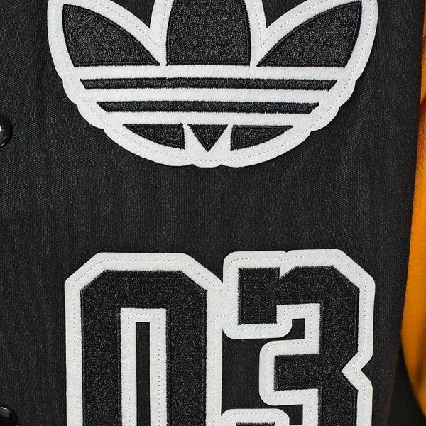 Куртка-бомбер Adidas Originals (можливий торг)