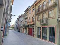 Espaço comercial na Rua de São Vicente