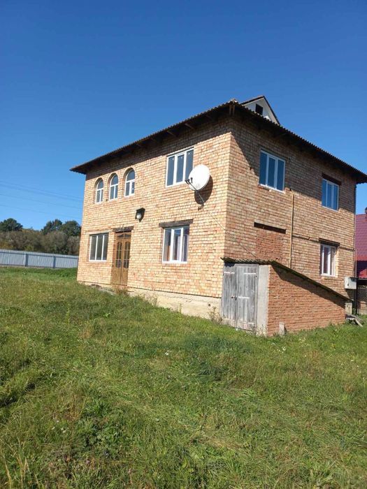 Продам будинок в с. Трійця (Коломийський р-н)