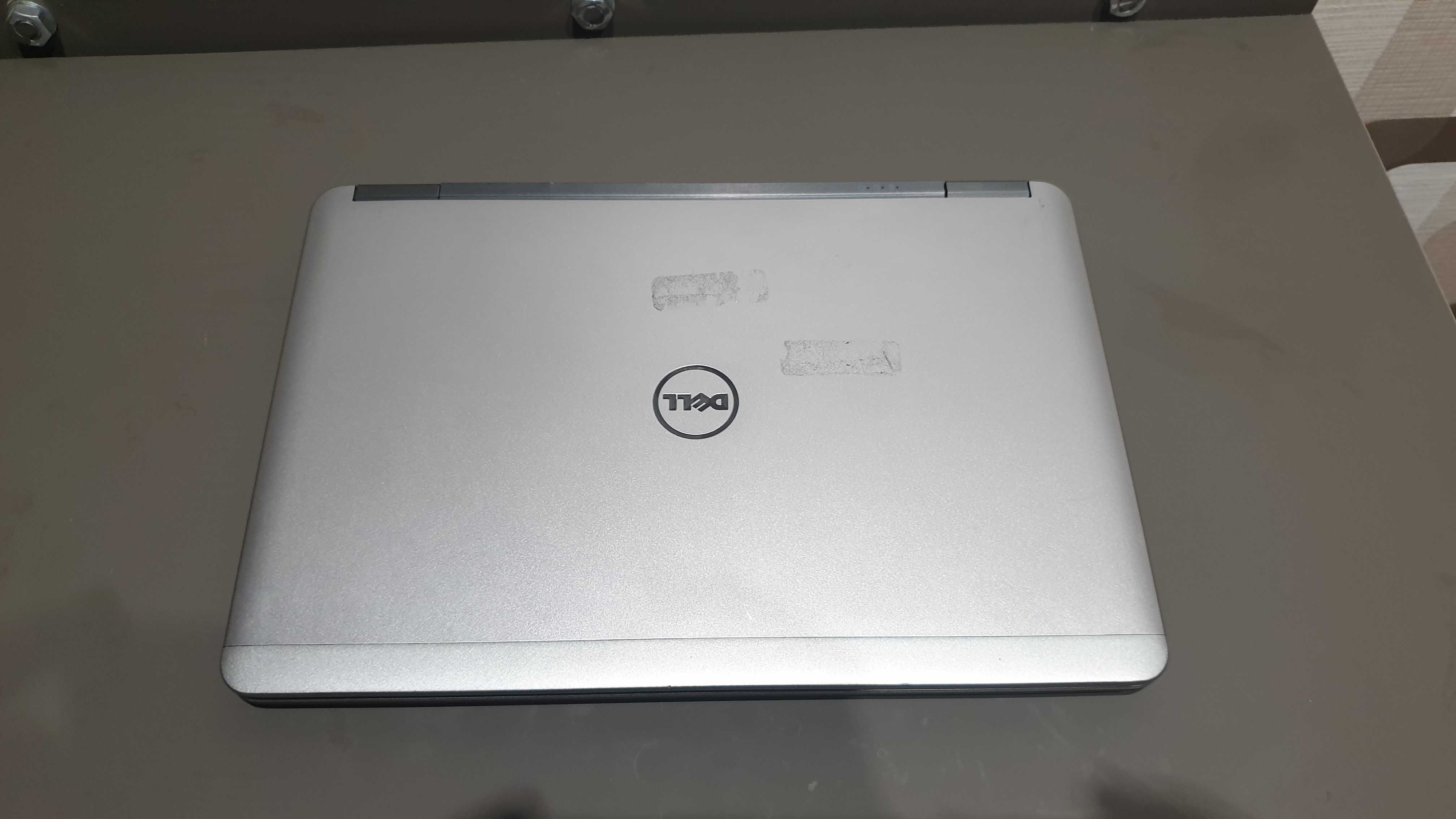 Laptop Dell Latitude E7240
