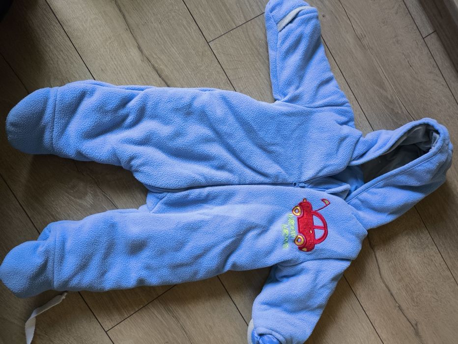 Zimowa paczka noworodka