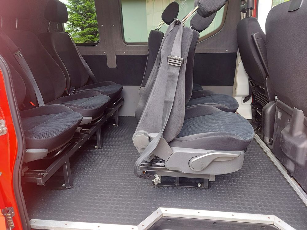 Iveco daily 3.0  150 km  9 miejsc salon PL jedna reka