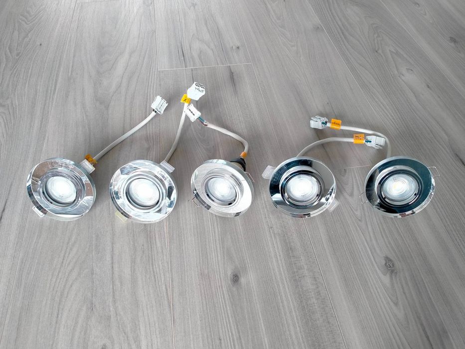 Halogen sufitowy oprawa